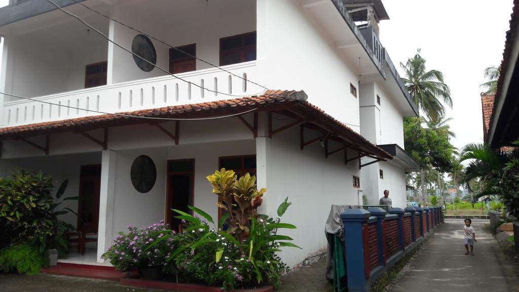 Bamboo House Hotel Pangandaran Buitenkant foto