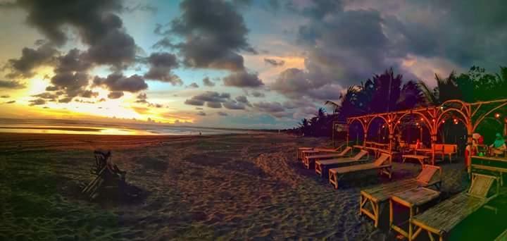 Bamboo House Hotel Pangandaran Buitenkant foto