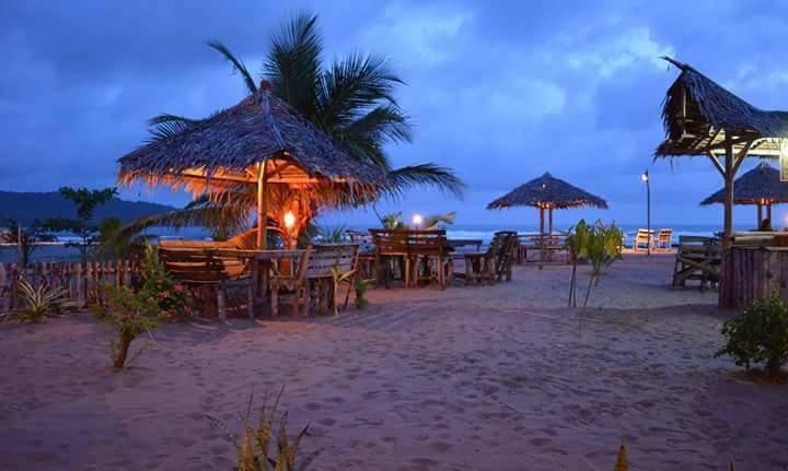 Bamboo House Hotel Pangandaran Buitenkant foto